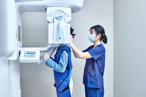 Best Emergency Tooth Extraction in Ampere North, NJ